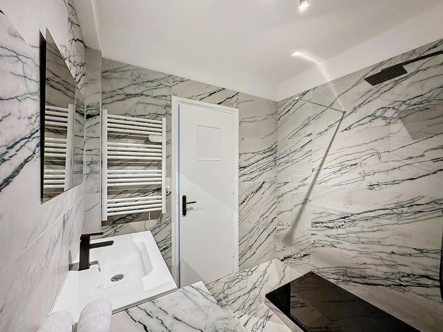 Cosy Appartement, Lyon 6E Barrier Bagian luar foto